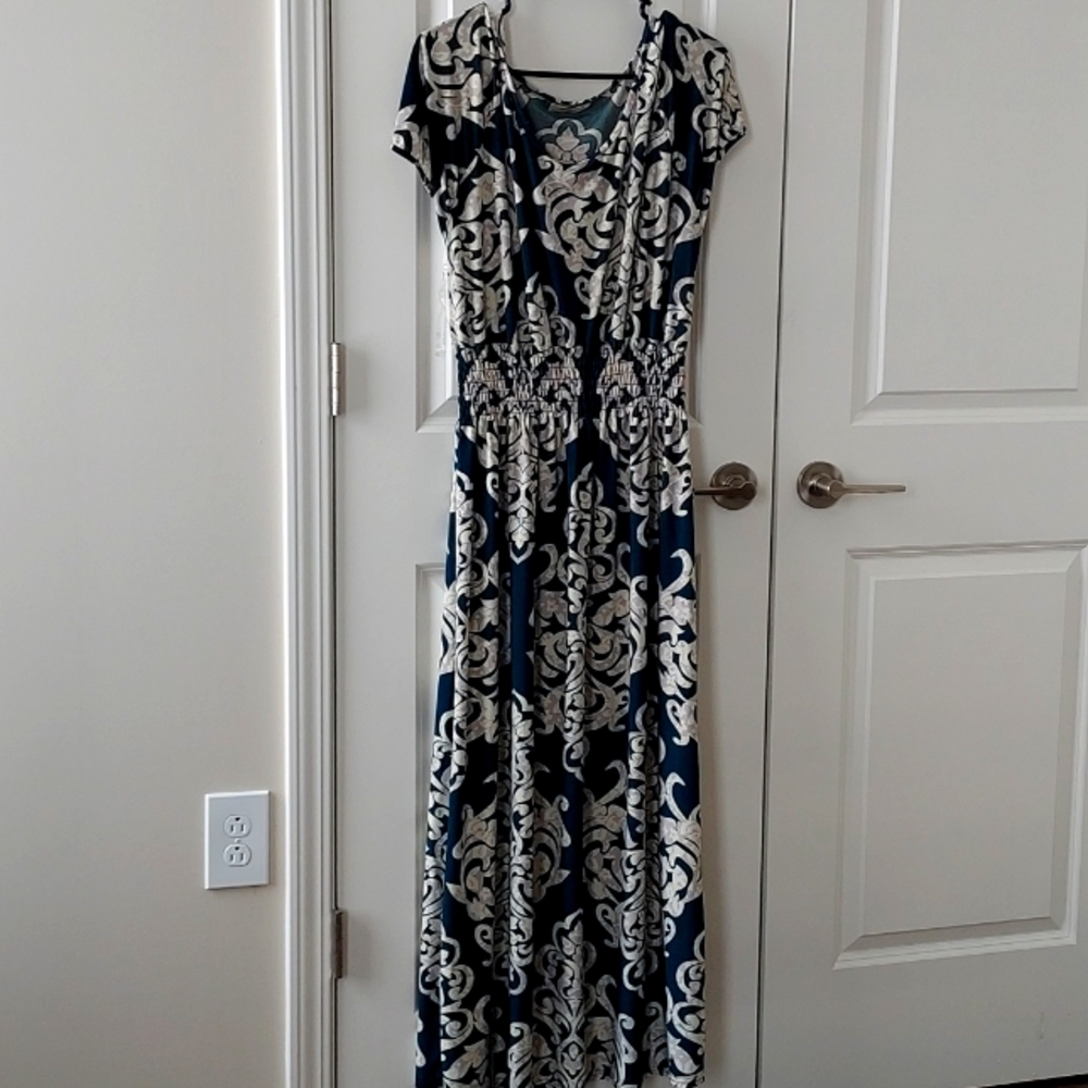 ACE Fashion 2x green with white/cream  purple design long dress